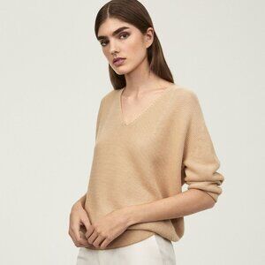 Uniqlo 3D Knit Cotton Cocoon V Neck 3/4 Sleeve Sweater in Camel size M